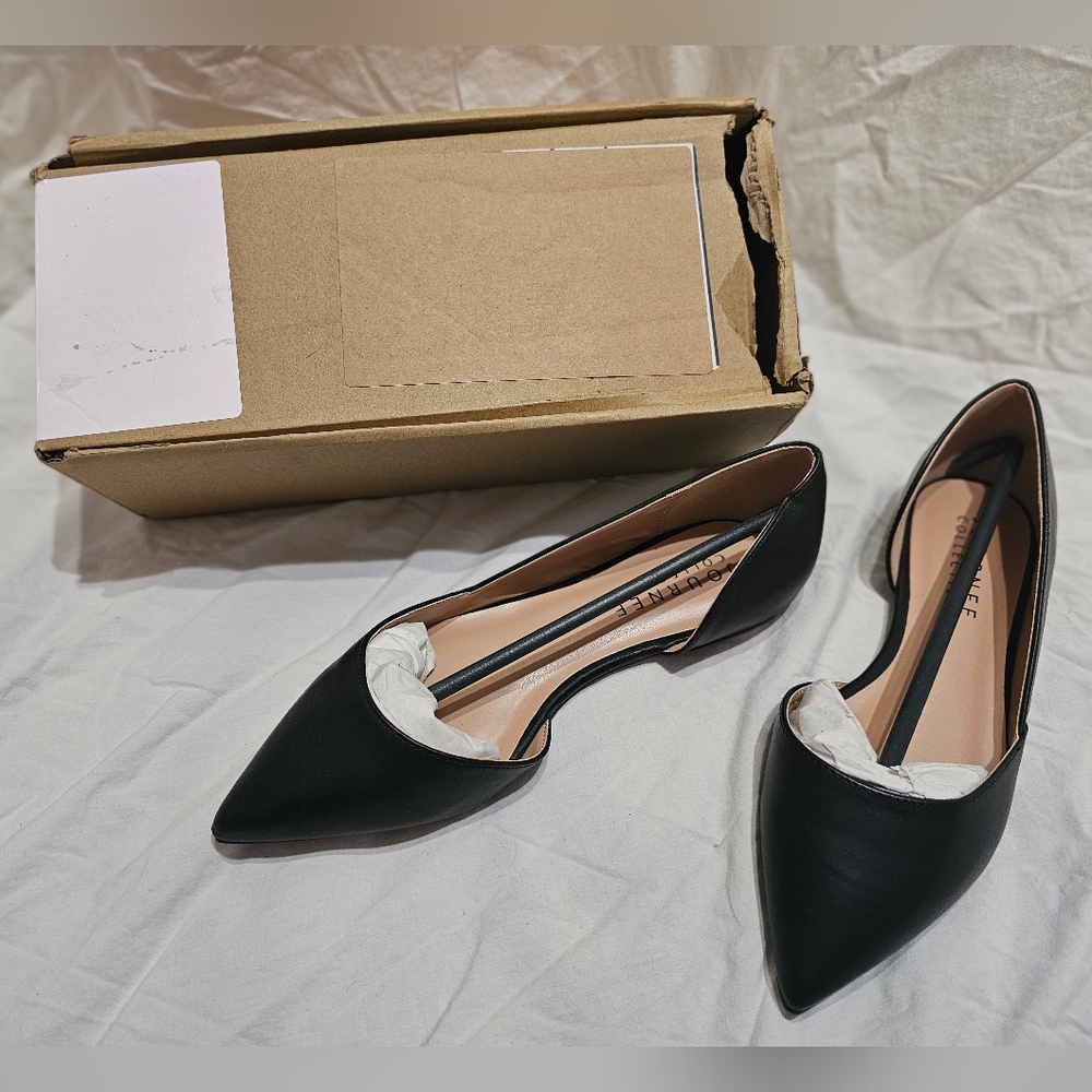Journee Collection Cortni D'Orsay Wide Black Flats